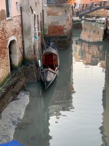 Trockene Kanäle in Venedig